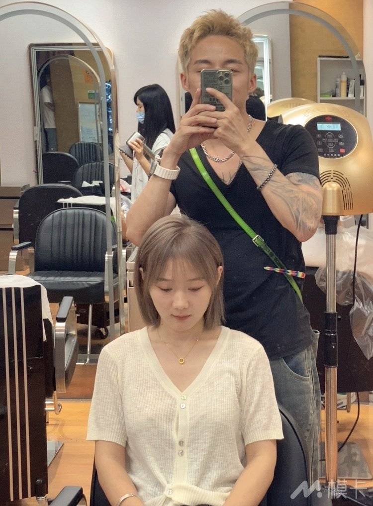 通告图片