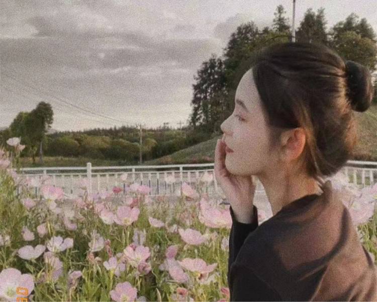 艺人背景图