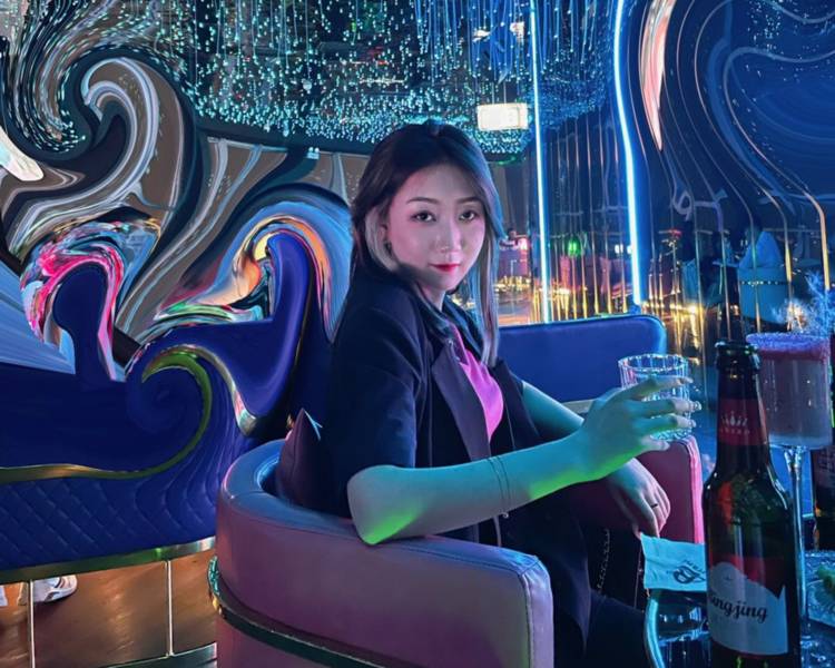 艺人背景图