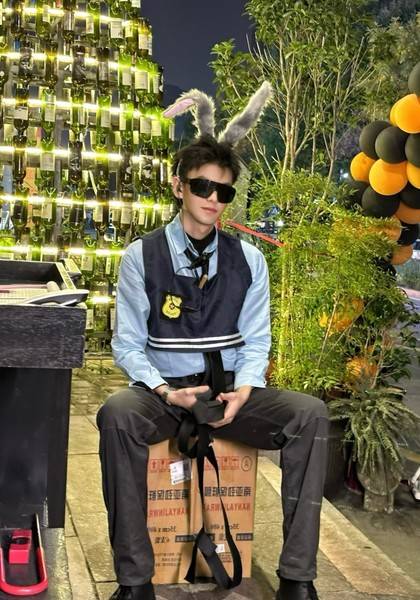 推荐艺人