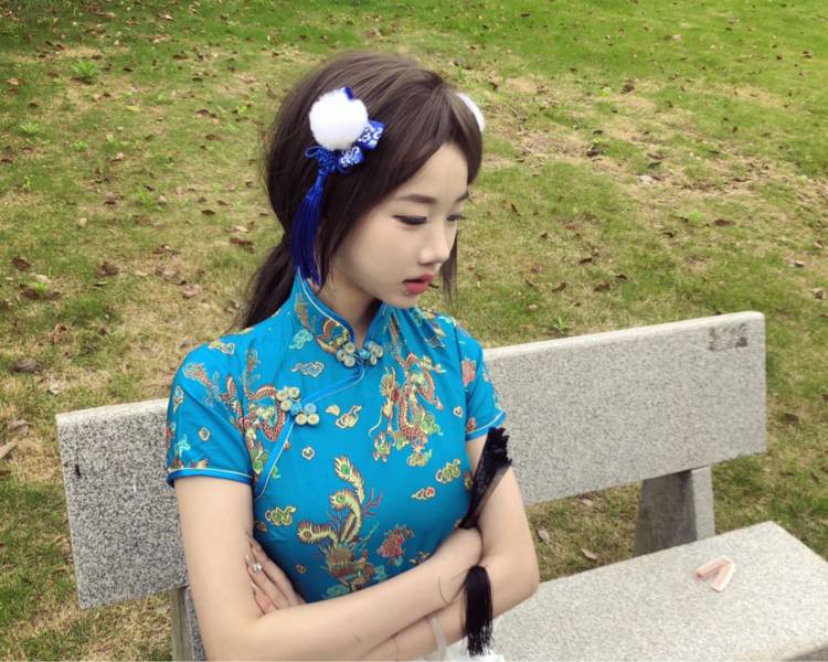 艺人背景图