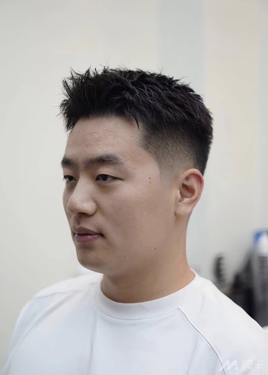 通告图片