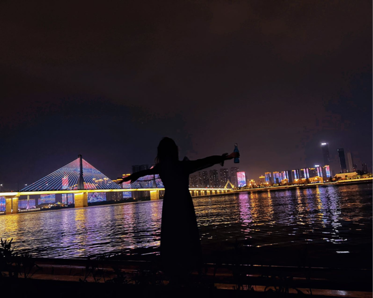艺人背景图
