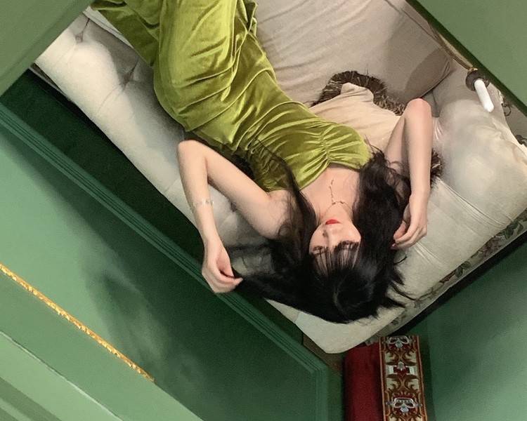 艺人背景图