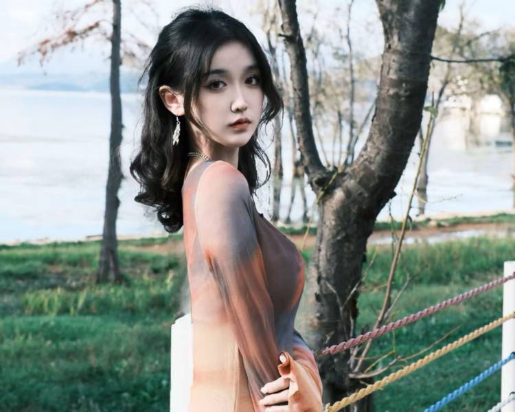 艺人背景图