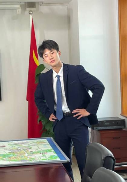 推荐艺人