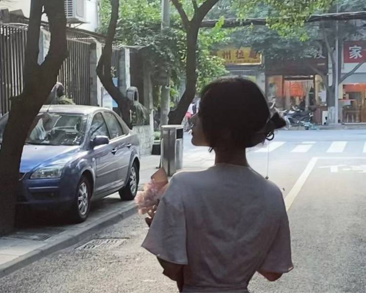 艺人背景图