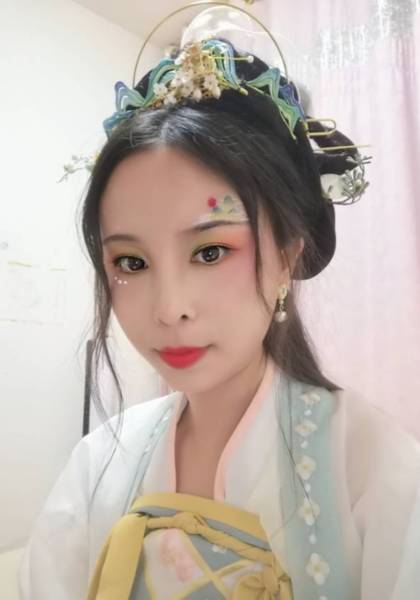 推荐艺人