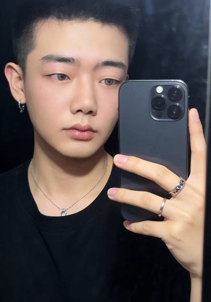 推荐艺人