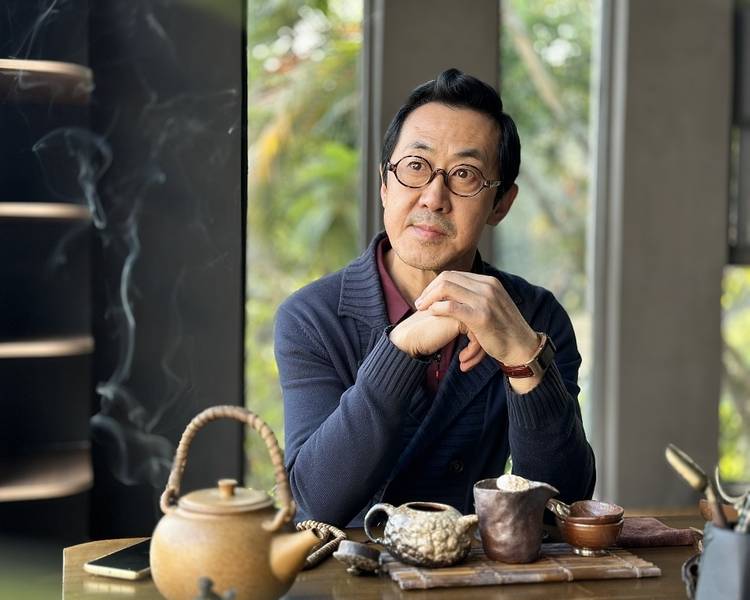 艺人背景图