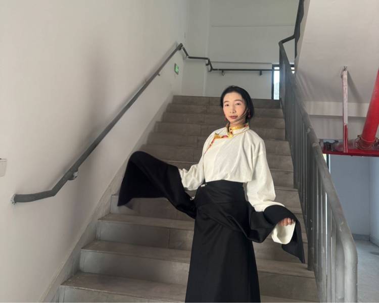 艺人背景图