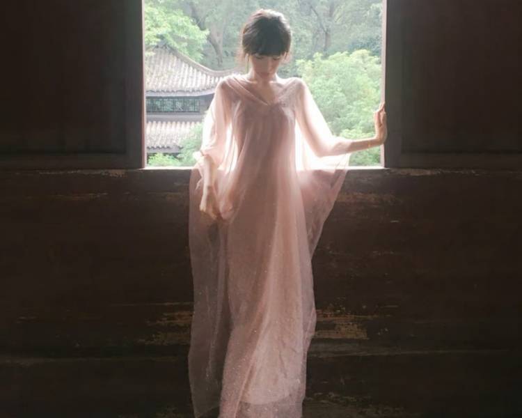 艺人背景图