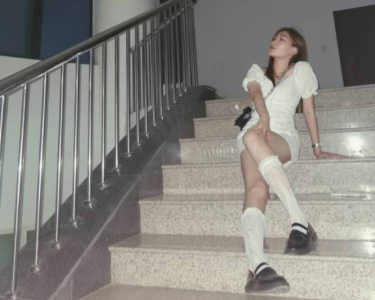 艺人背景图