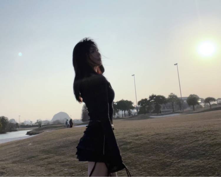 艺人背景图