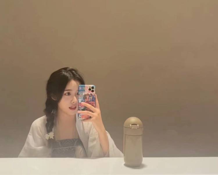 艺人背景图