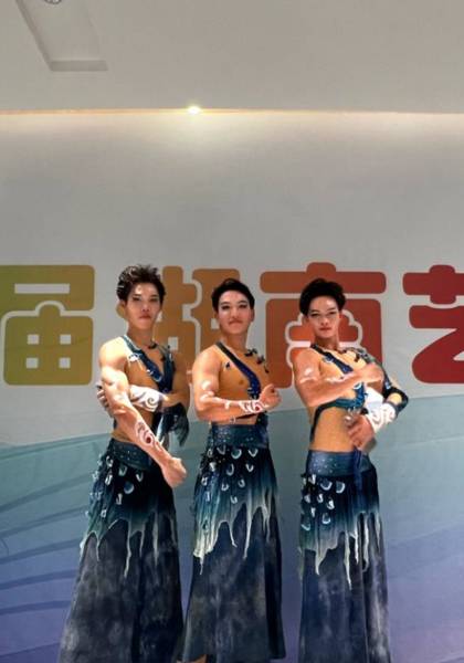 推荐艺人