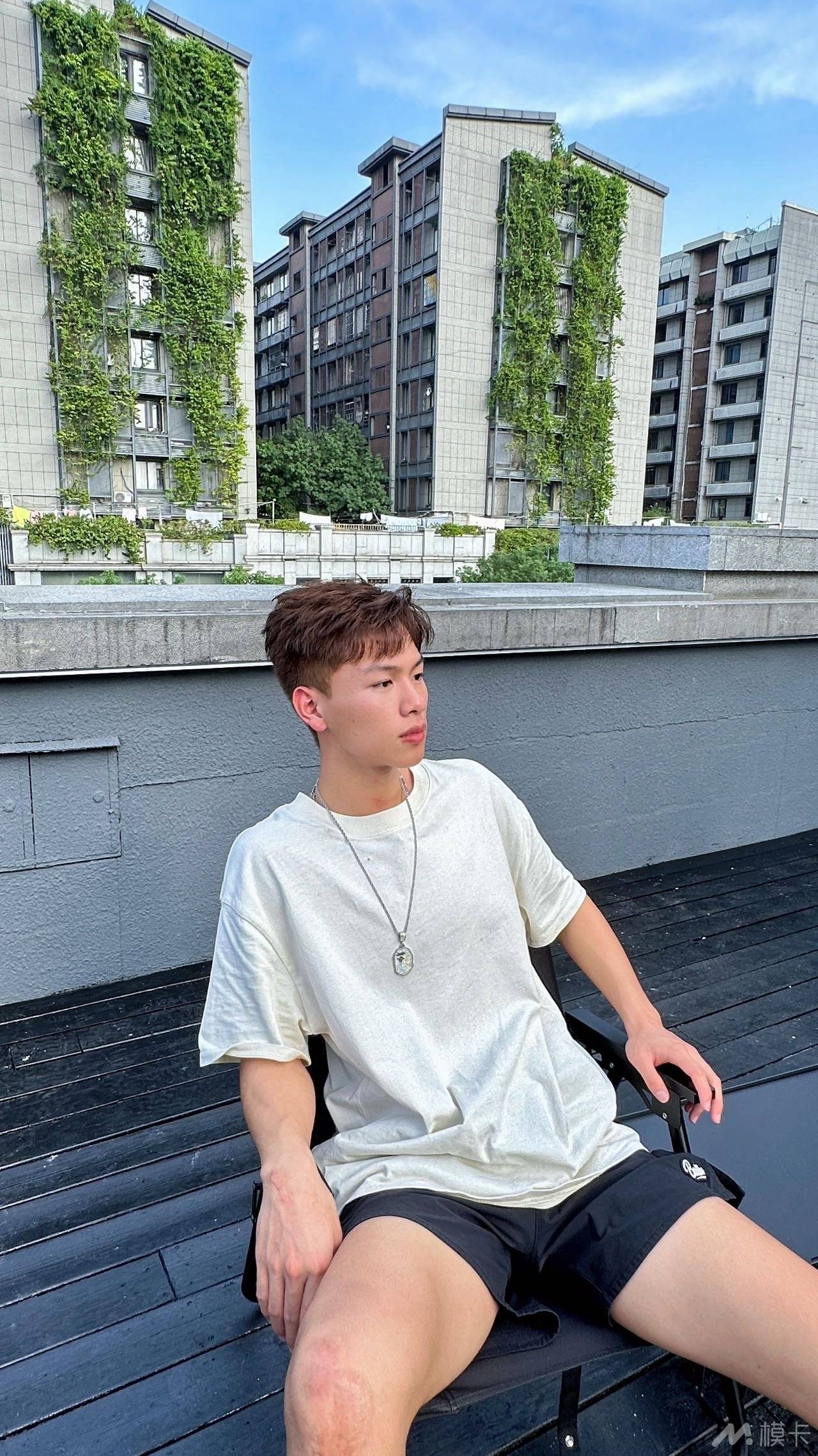 通告图片