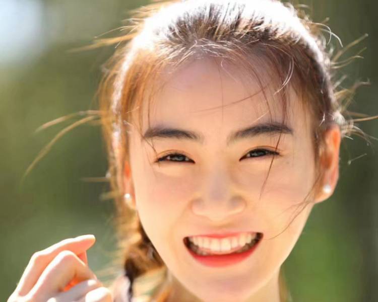艺人背景图