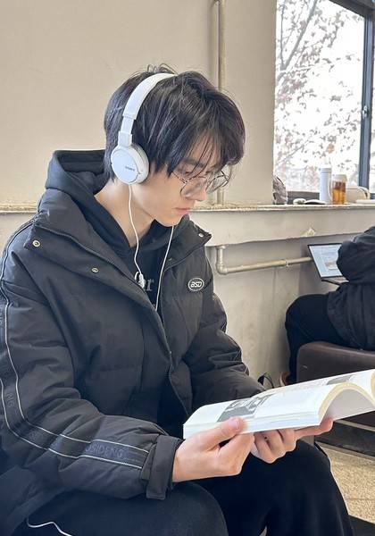 推荐艺人