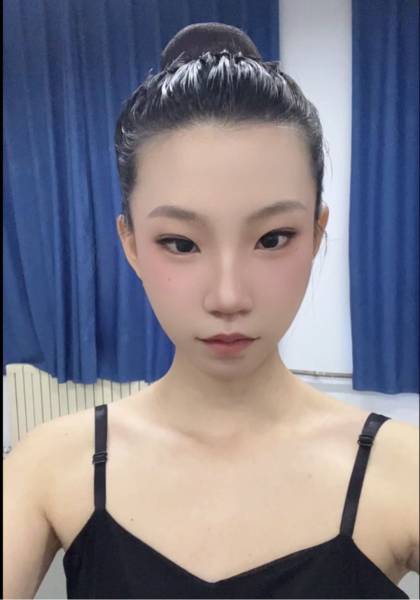 推荐艺人