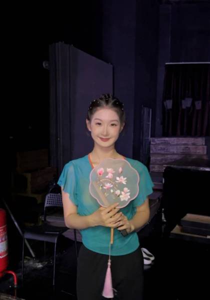 推荐艺人