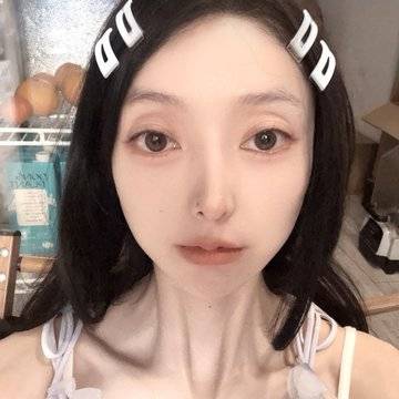 钱小咪🌸的微模卡作品