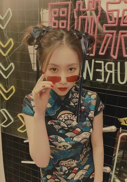 推荐艺人