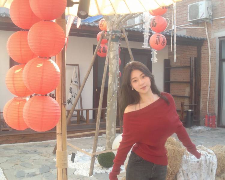 艺人背景图