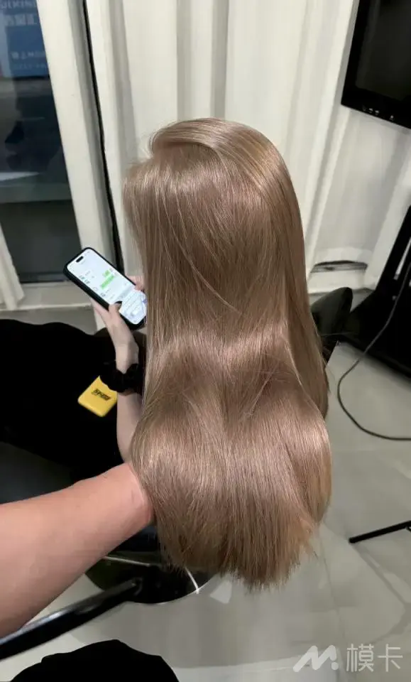 通告图片
