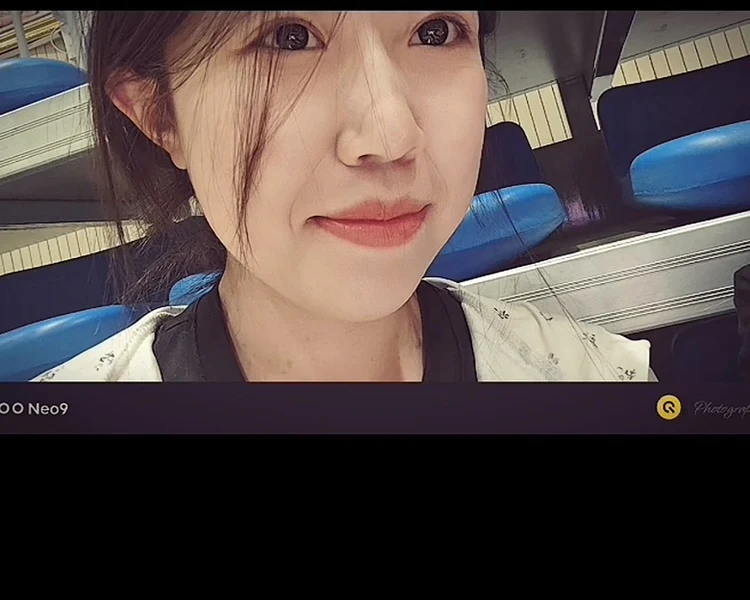 艺人背景图