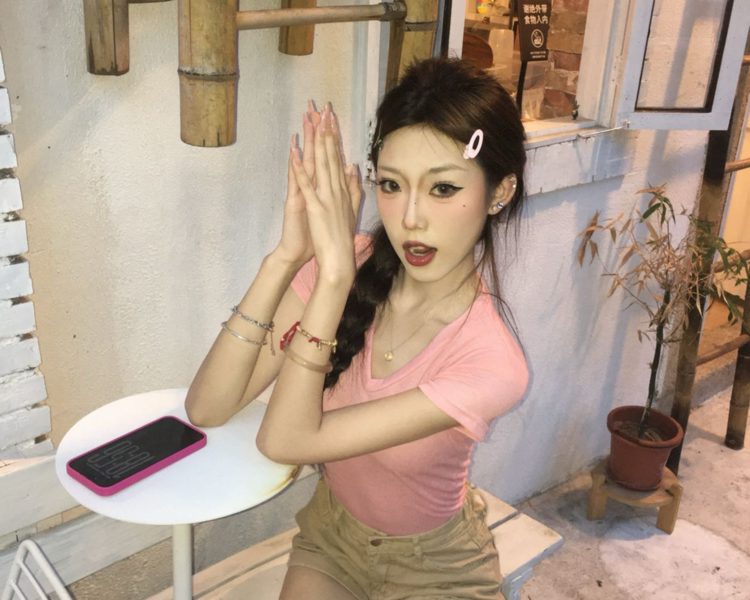 艺人背景图
