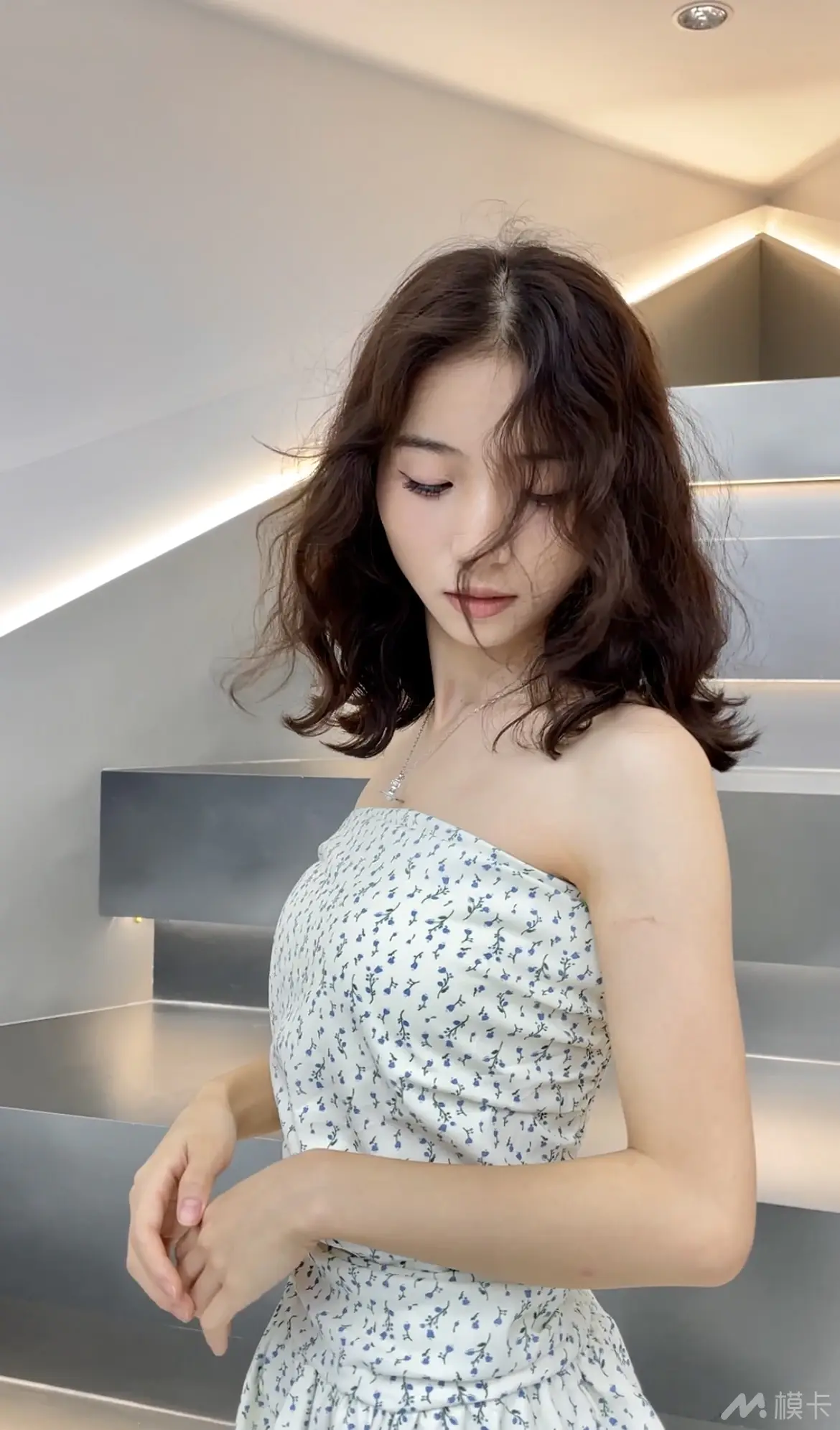 通告图片