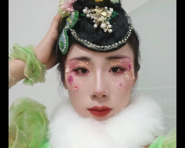 艺人背景图