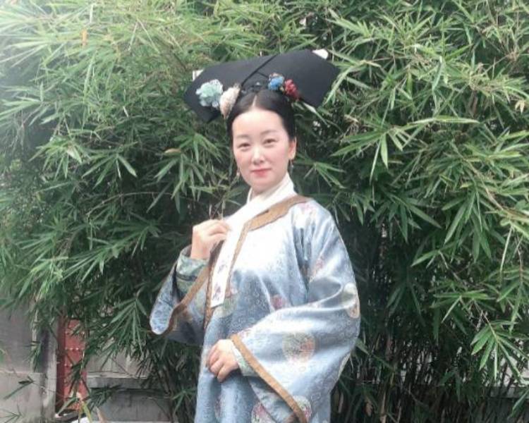 艺人背景图