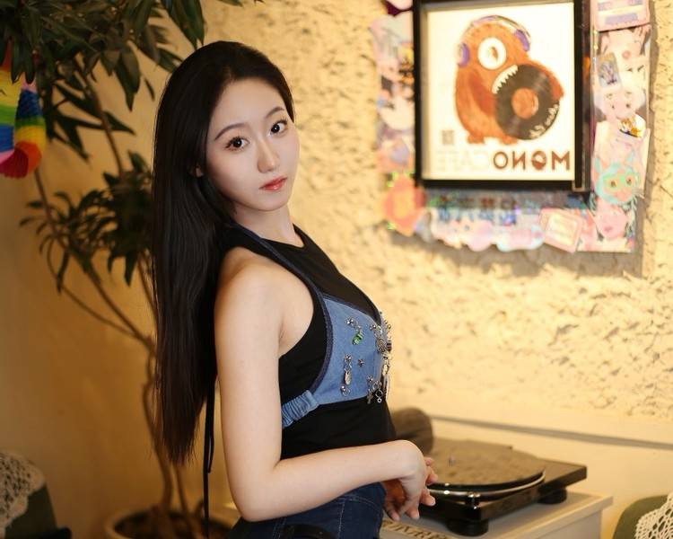 艺人背景图