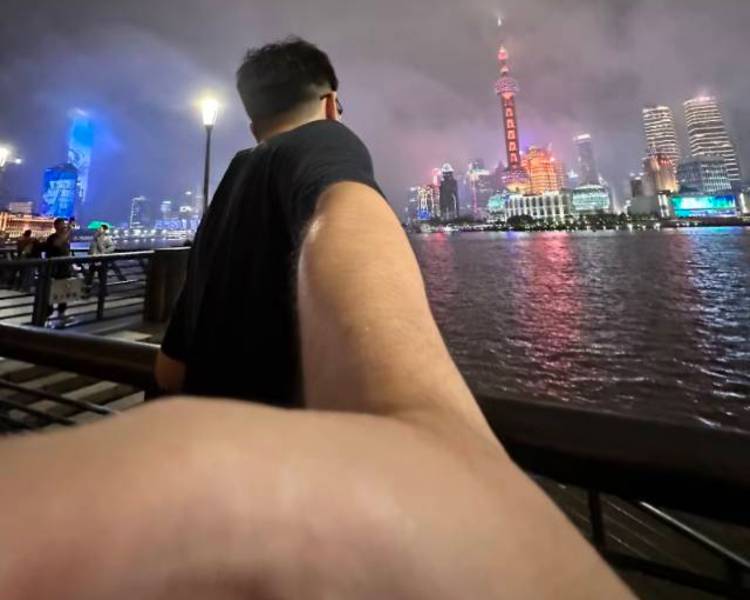 艺人背景图