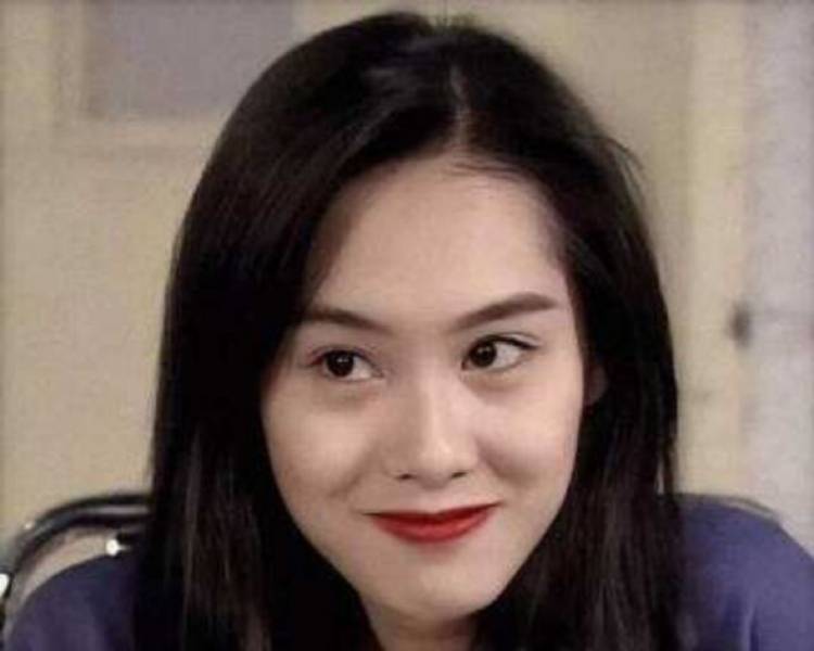 艺人背景图