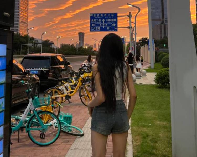 艺人背景图