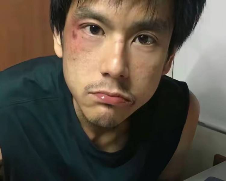 艺人背景图