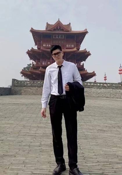 推荐艺人