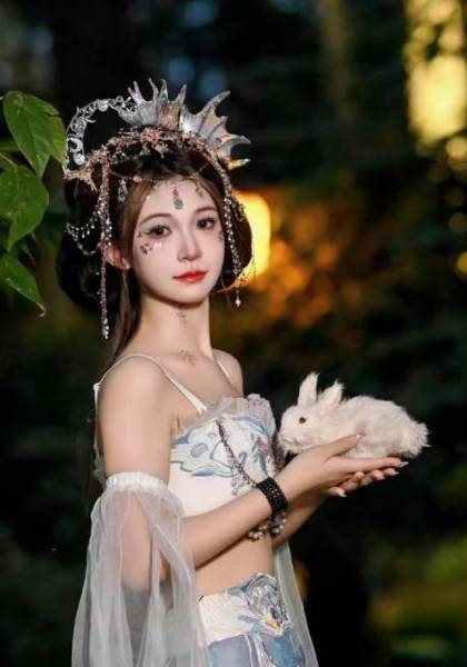 推荐艺人