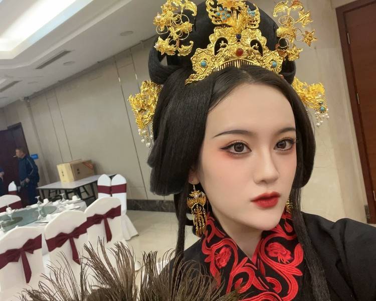 艺人背景图
