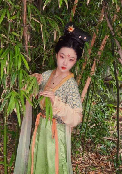 推荐艺人