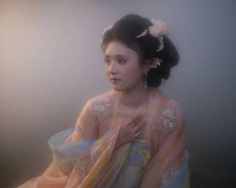 艺人背景图