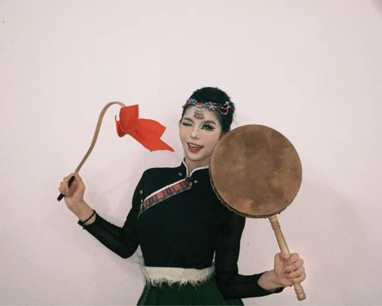 艺人背景图