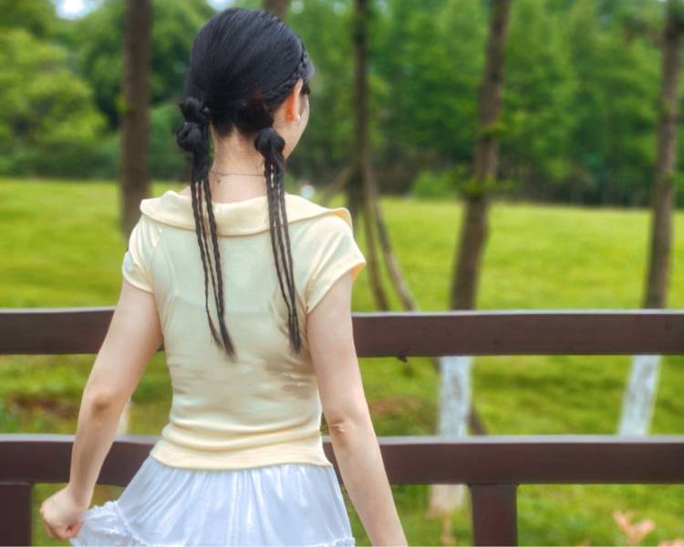 艺人背景图