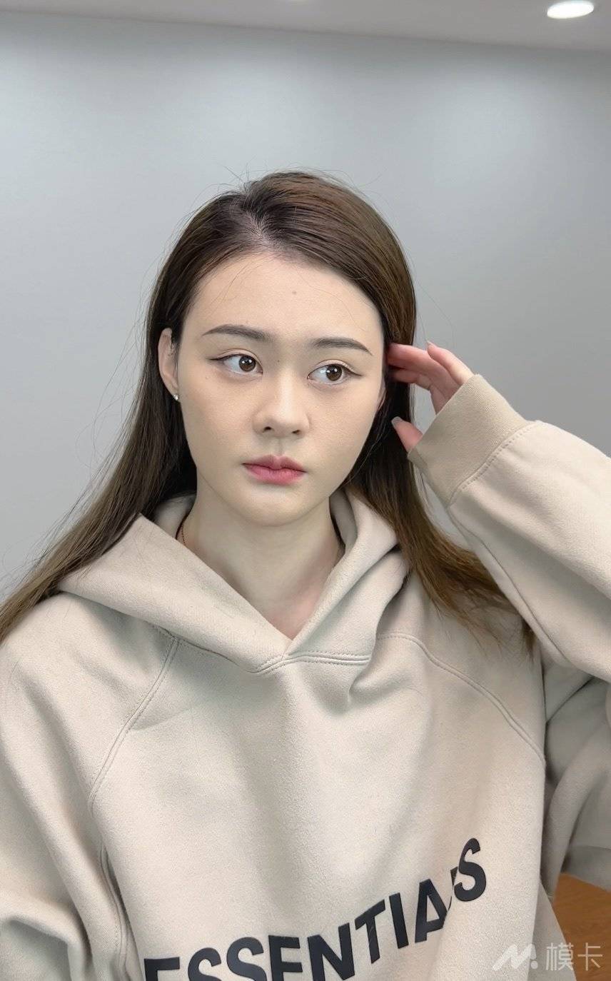 通告图片