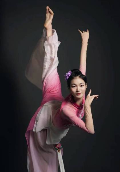 推荐艺人