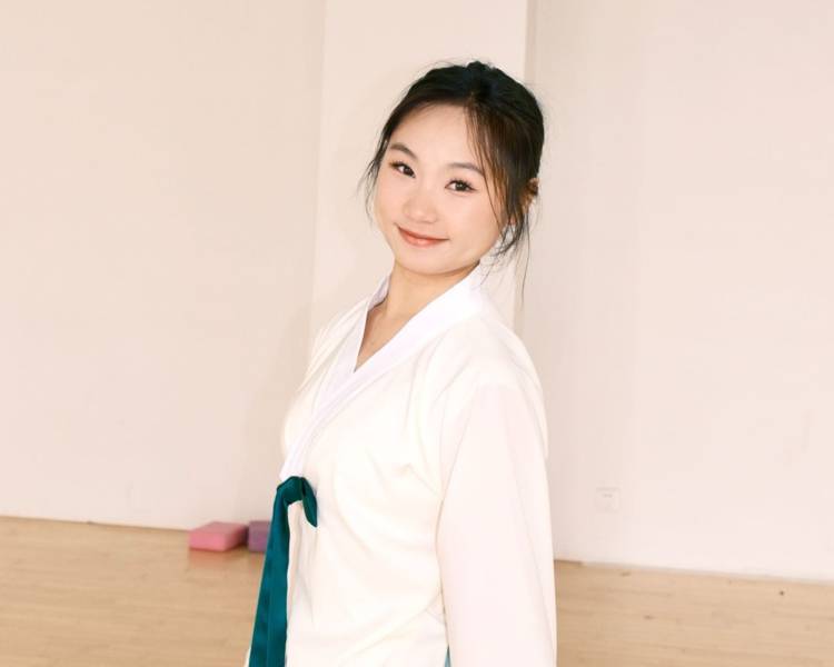 艺人背景图