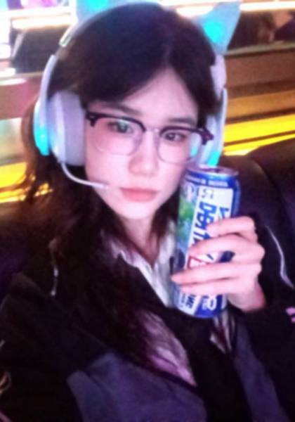 推荐艺人